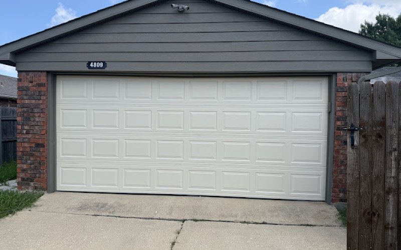 Quick access garage door repair