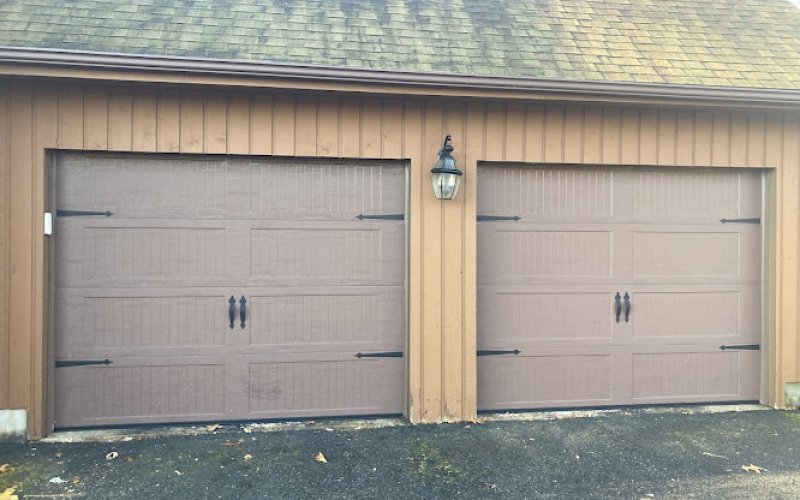Douglas Garage Door Center, Inc. — Garage door supplier in Hartford