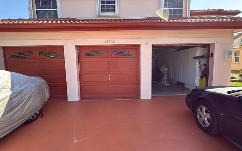 911 Garage Door Service & Repair LLC — Garage door supplier in Pembroke Pines