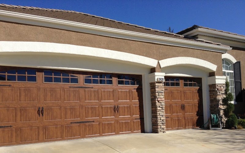 Paradise Garage Door's & Services
