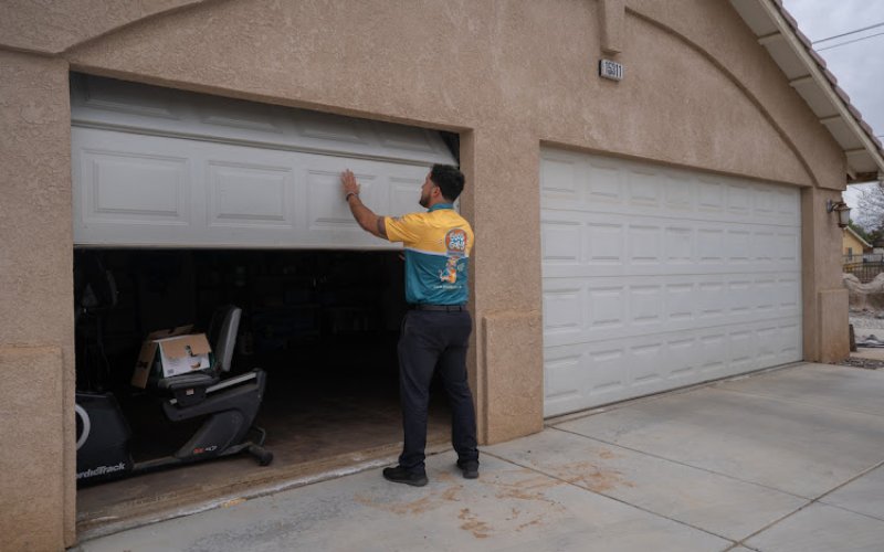 Good Golly Garage Doors