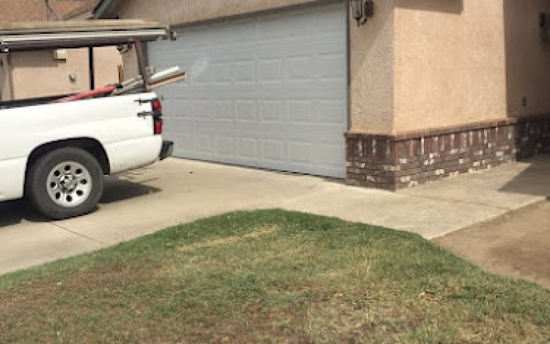 Hayes Garage Doors & Insulation